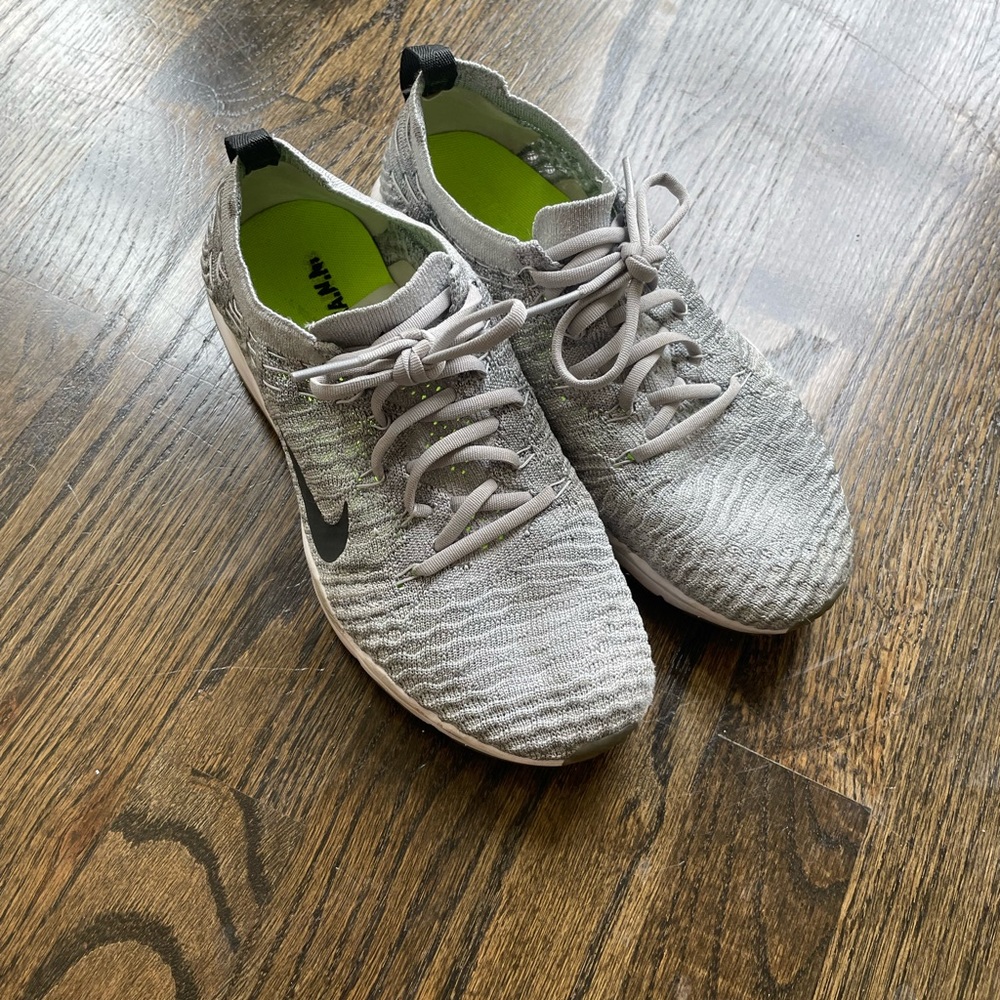 Nike FlyKnit Zoom